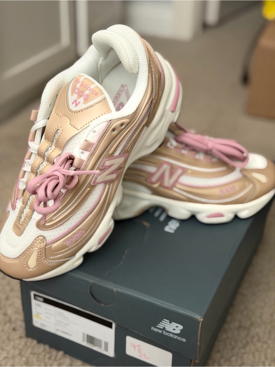 New Balance Shoes - New Balance 1000 Women's Pink & Tan Athletic Sneakers Size 7.5 W